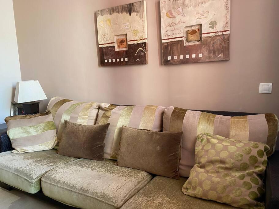 Modern 5-Bedroom Villa With Pool Montequinto Екстер'єр фото