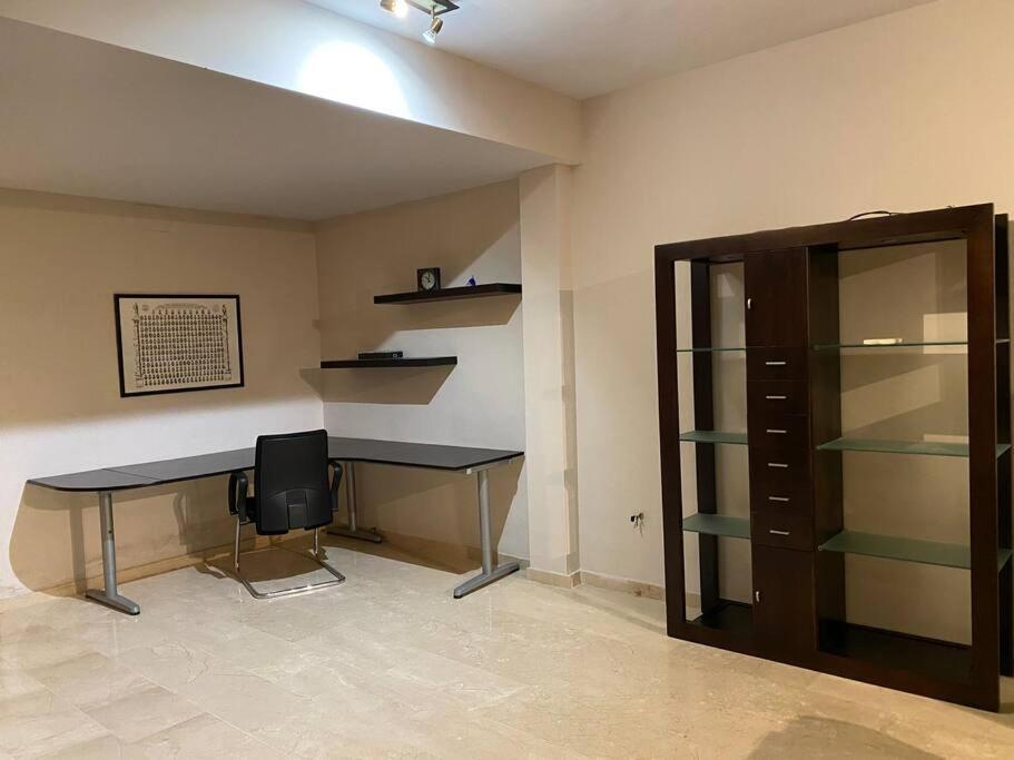 Modern 5-Bedroom Villa With Pool Montequinto Екстер'єр фото